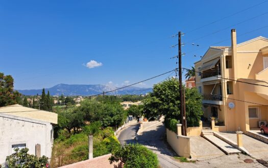 Spacious 4-Bedroom Family Home close to Corfu town