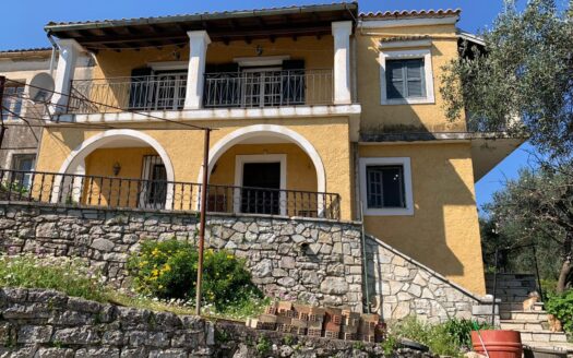House for sale in Sinies, North East Corfu