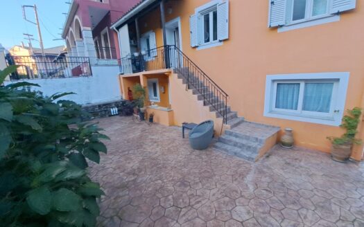 Well-maintained 2-bedroom house for sale in Corfu