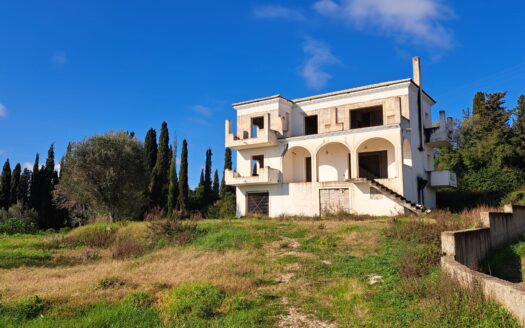 300m2 building with amazing views for sale in Corfu