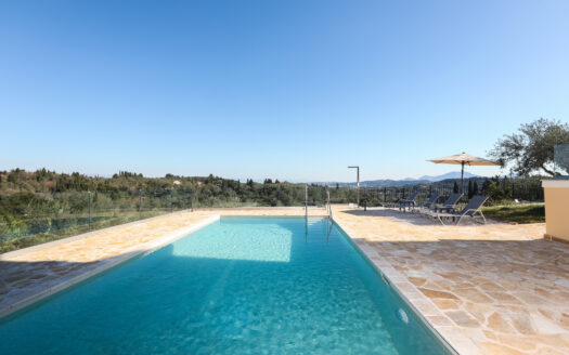 Beautiful 340m2 property with amazing views