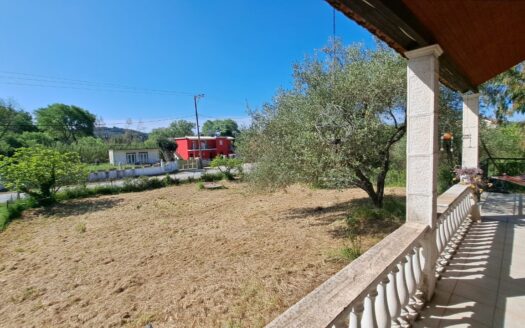3 Bedroom House For Sale in Messonghi