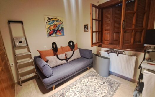 Key ready 3 bedroom house close to the beach