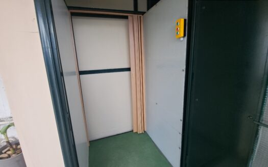 Unique 4 Bedroom Beachfront Estate With Private Beach Access, Perama