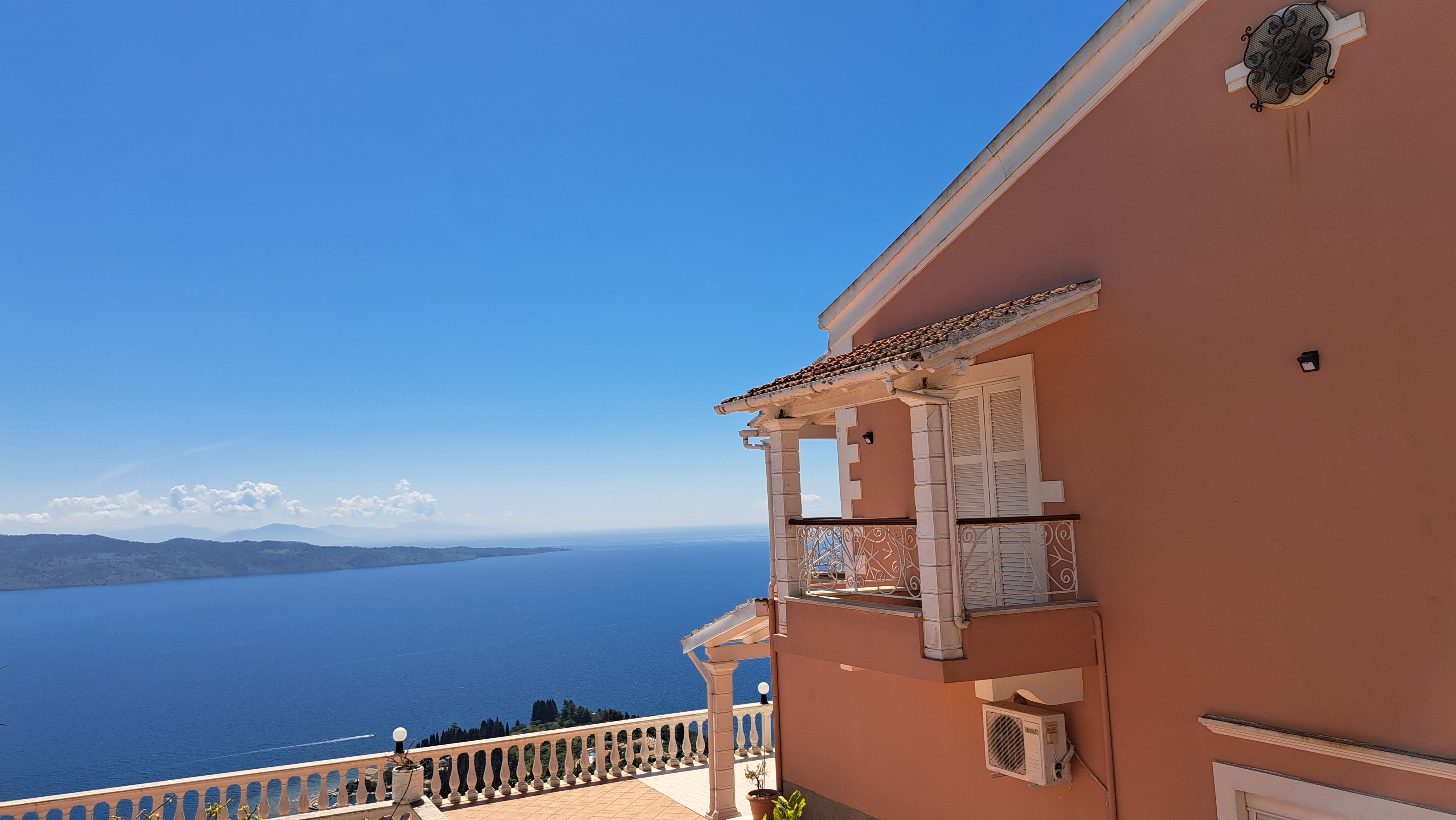 House in Palaio Chorio - view 1