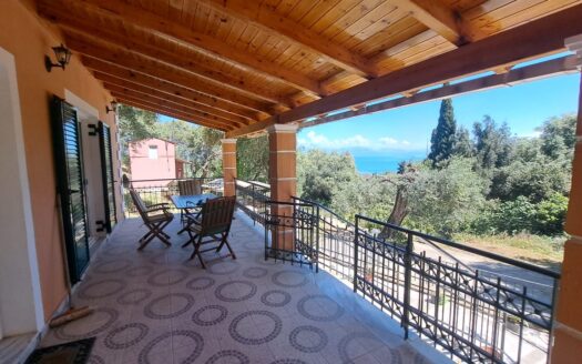 Two houses for sale in the South East – Psaras/Chlomos