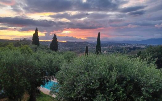 6 Bedroom Villa for sale in Gastouri