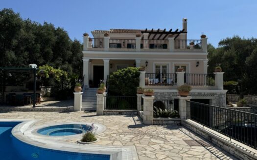 Beautiful beachfront villa in Kassiopi