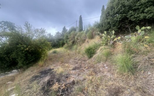 500m2 buildable sea view plot in Spartilla