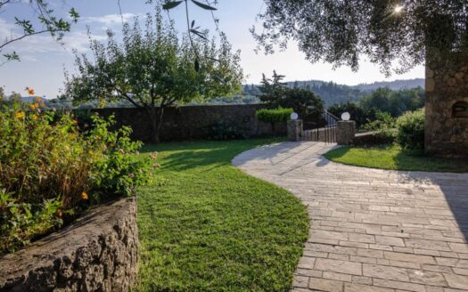 2 Bedroom Villa in Dassia With Fantastic Views