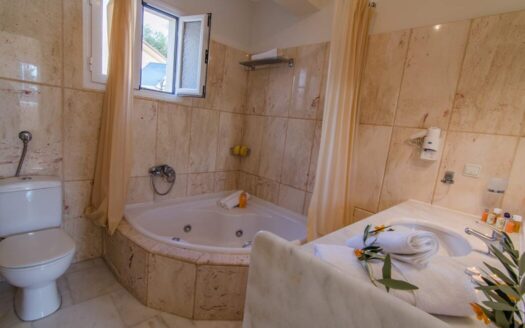 Perfectly Situated 3 Bedroom Villa in Dassia