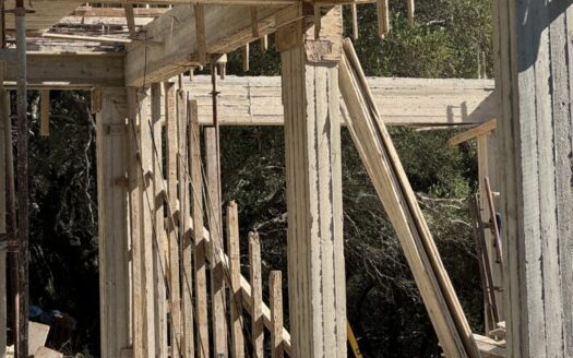 Unfinished building with amazing views in Nissaki