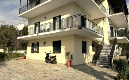 Exclusive listing in Dassia: Apartment complex