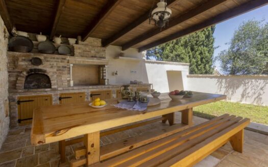 Brand-New Luxury Villa with Spectacular Views