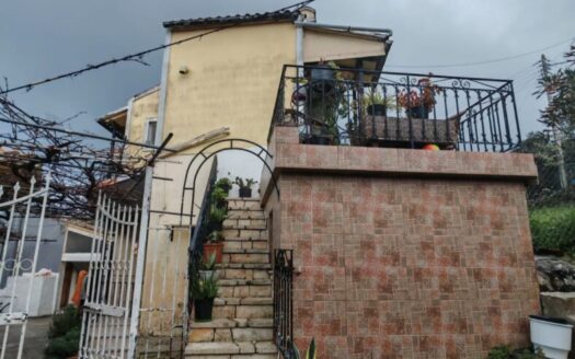 Renovation Opportunity in Sinies, Northeast Coast