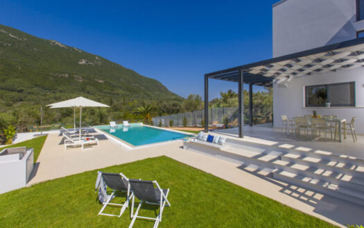Two luxury villas for sale in South Corfu