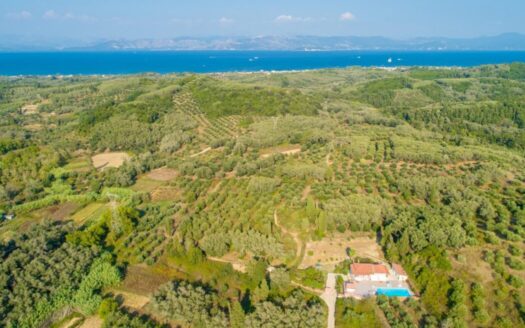 For Sale: Detached Villa with private pool in Dragotina, Corfu