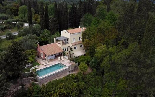 A Unique 4 bedroom Countrystyle Retreat Villa with Sea Views