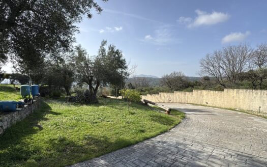 Hilltop Villa in Korakiana with Stunning Panorama