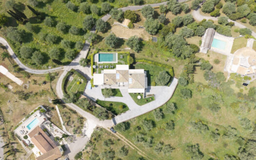 Luxury villa for sale in Central Corfu