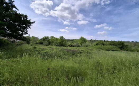 Plot opportunity in Ethniki Palaiokastritsas road with facility permissions