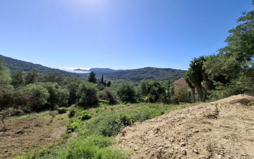 Rare opportunity for a buildable 1,040m2 plot in Aspiotades