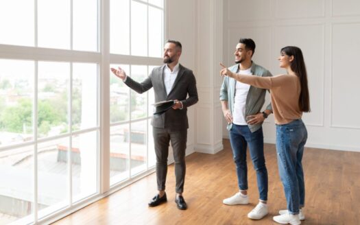 Foreign buyers looking to buy property in Greece and avoid common mistakes like legal issues, taxes, and property inspections.
