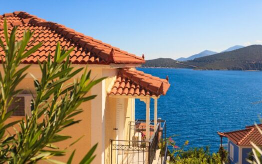 300K property listings in Greece, including homes in Corfu, Crete, and the mainland with a variety of styles and locations.