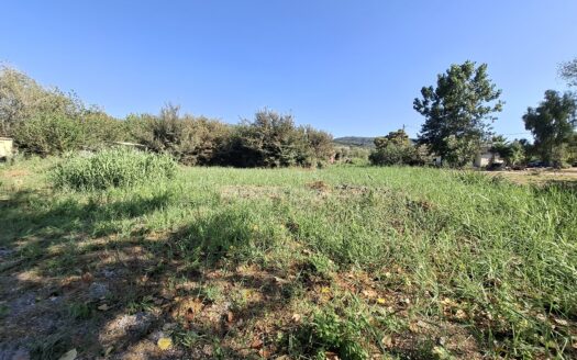 3,500m² Plot with Direct Beach Access