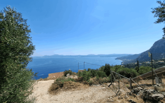 Build-Ready 4000m² Plot with Utilities Near Nisski Beach