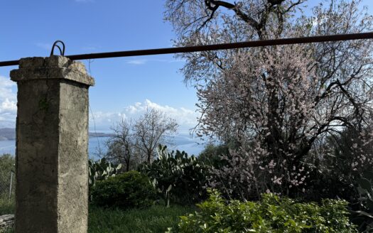 €155,000 | 180m² House | 424m² Plot | Expansion Potential