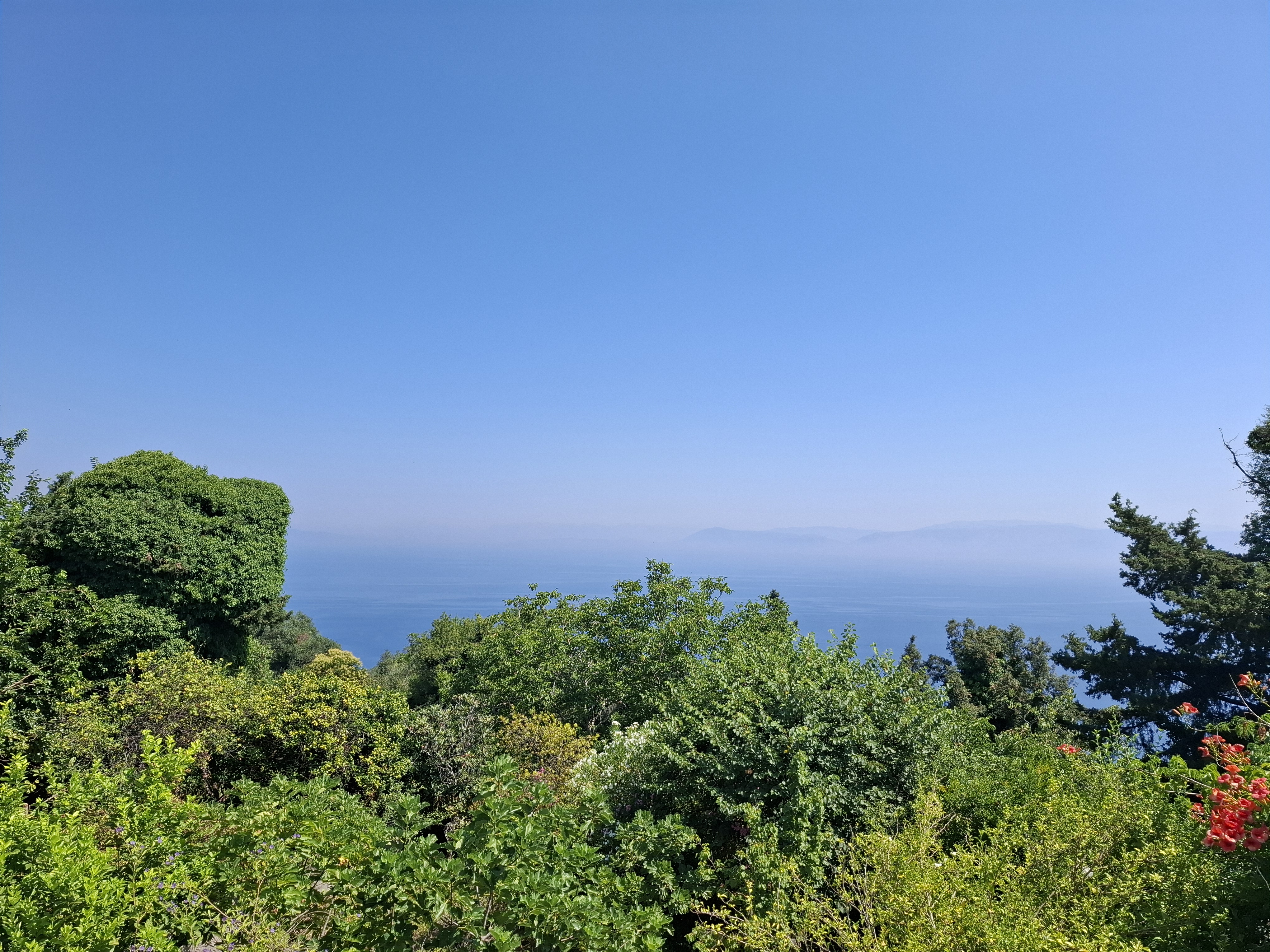 House in Chlomos - Image 5