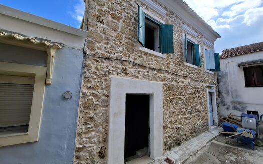 Traditional Maisonette with Renovation Potential, Argyrades Village