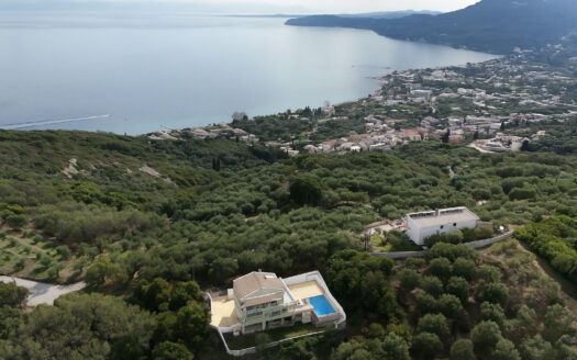 4 Bedroom Modern Villa in Messoghi