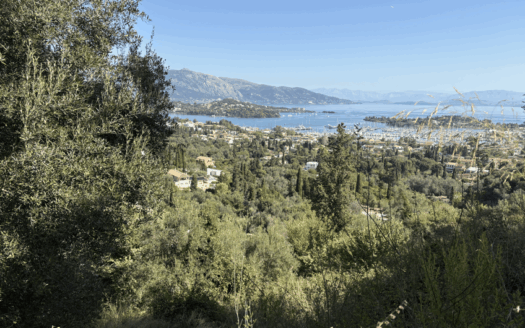 2,521m² Plot with Extra Land for Parking in Kira Chrisikou, Near Kontokali