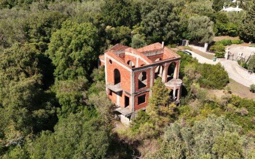 Unfinished Sea-View Villa with Large Plot in Gouvia