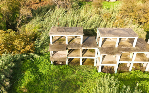 Unfinished Three-Bedroom House on a 450 m² Plot