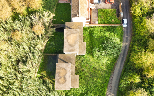 Unfinished Three-Bedroom House on a 450 m² Plot