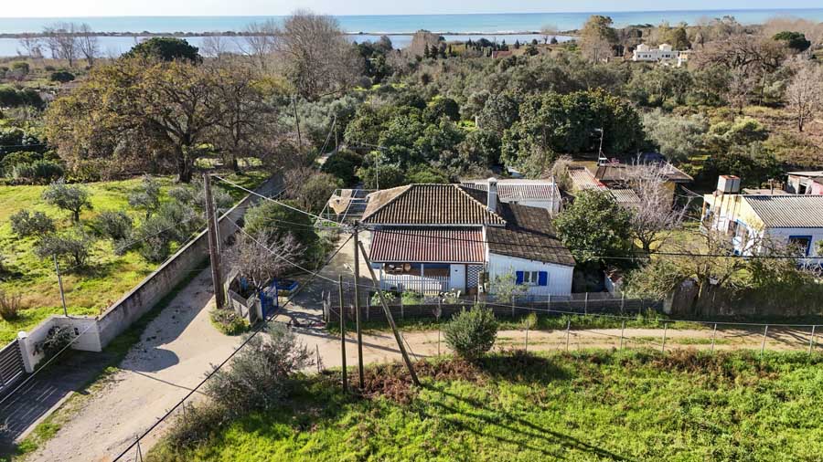 Listing photograph 17 of 56 of the house in Chalikounas, published by Chase Real Estate Corfu.