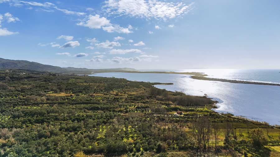 Listing photograph 8 of 56 of the house in Chalikounas, published by Chase Real Estate Corfu.