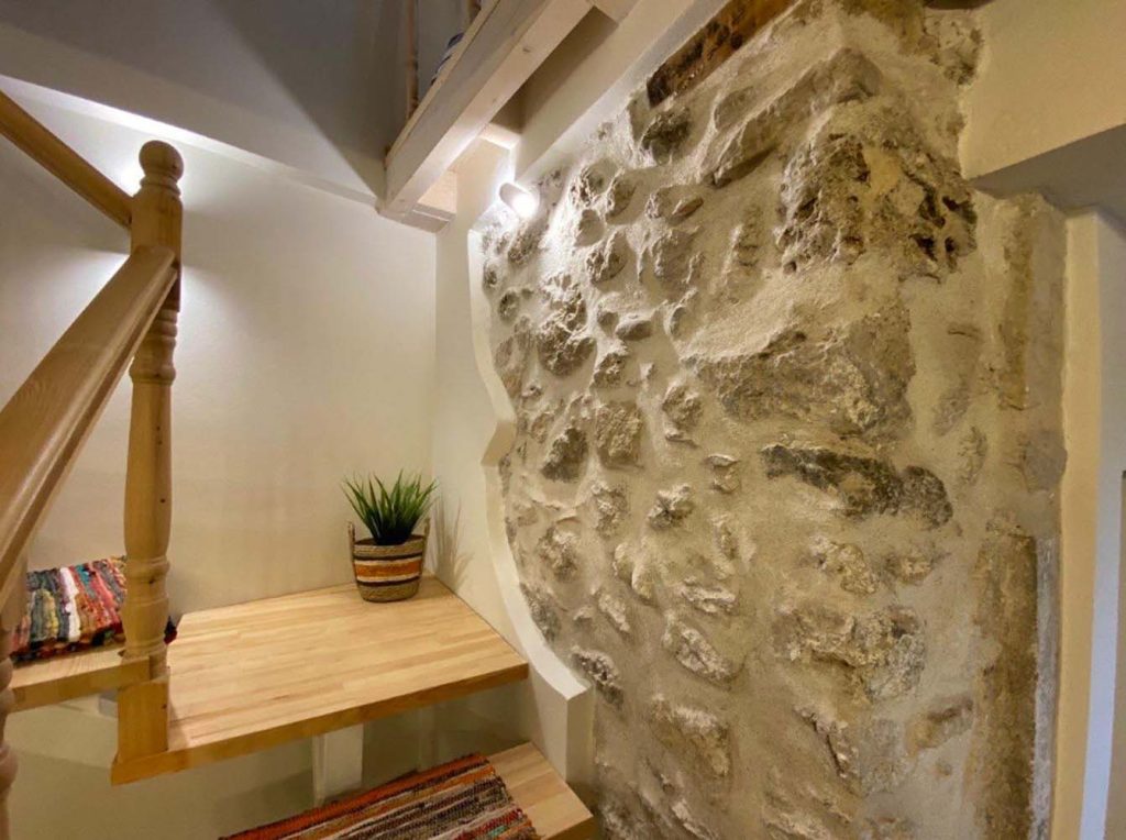 Renovated Stone Maisonette for Sale in Sinarades, Corfu 75m², Built 1900, Renovated 2023 (15)