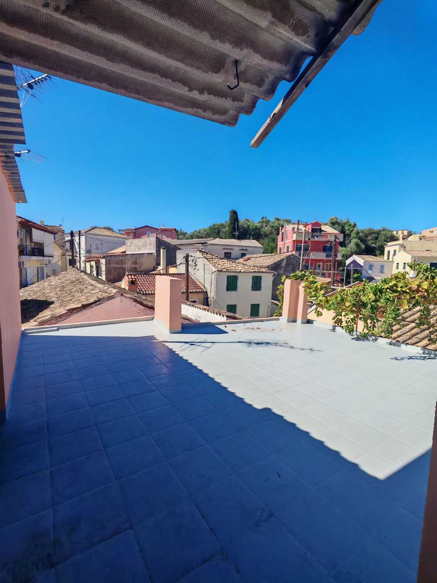 Listing photograph 8 of 26 of the apartment in Corfu Town, published by Chase Real Estate Corfu.