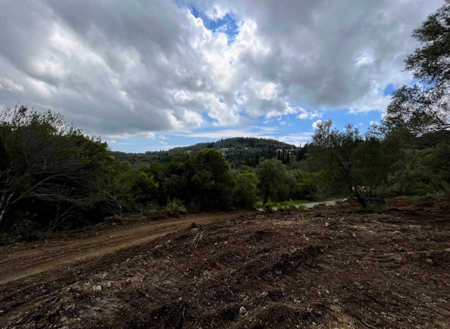 Listing photograph 9 of 11 of the land in Dassia, published by Chase Real Estate Corfu.