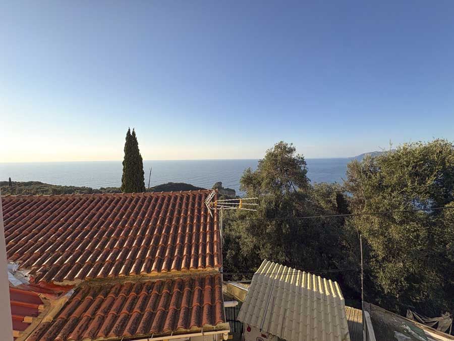 Listing photograph 8 of 37 of the house in Pentáti, published by Chase Real Estate Corfu.