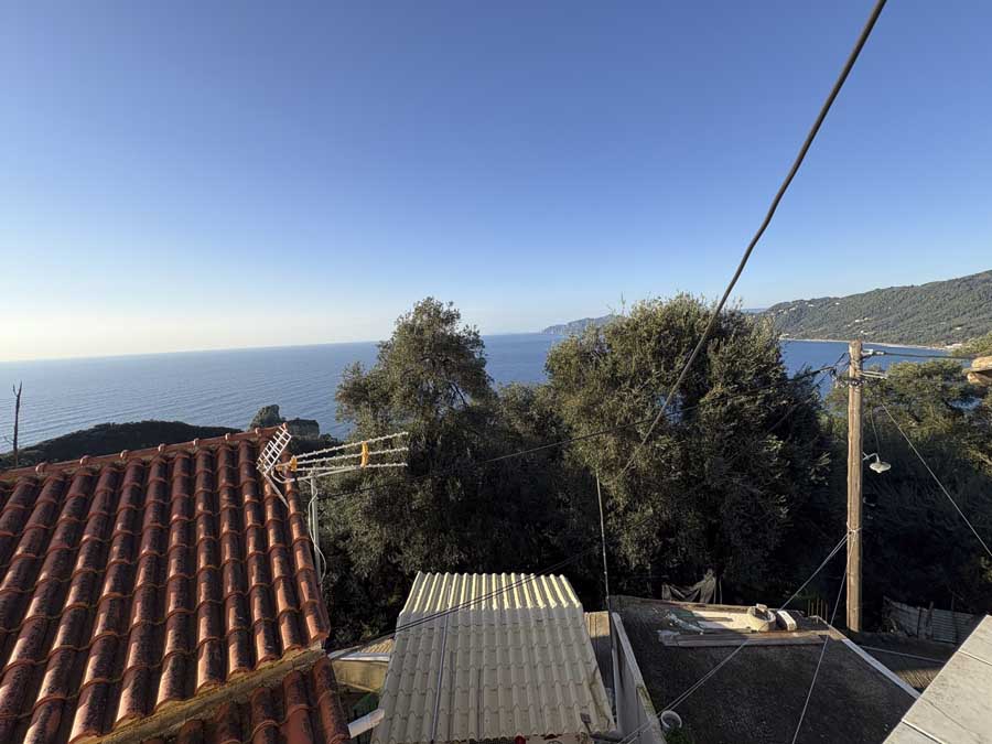 Listing photograph 17 of 37 of the house in Pentáti, published by Chase Real Estate Corfu.
