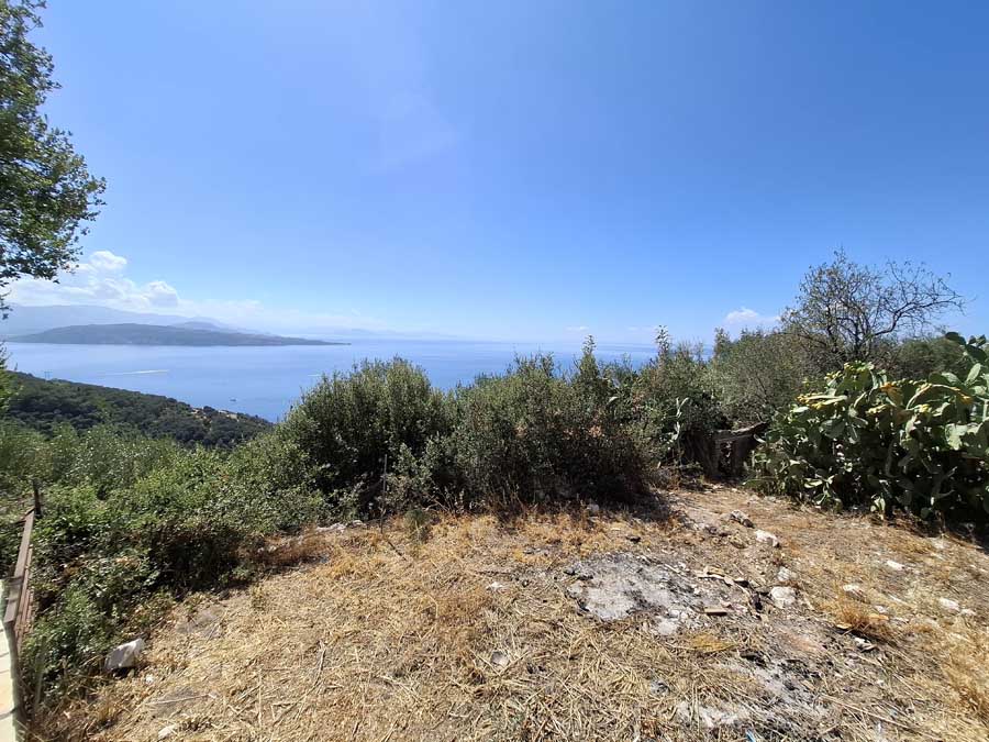 Listing photograph 5 of 32 of the house in Katavolos, published by Chase Real Estate Corfu.