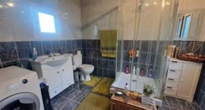 35577 Gavrades house (7)