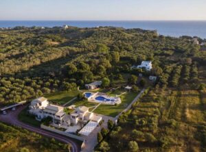 Complex of Three Stone Villas with Pool for Sale near Agios Matthaios, South West Corfu (18)
