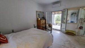 Driftwood Beach House Beachfront Five Bedroom Property for Sale near Acharavi, North Corfu (17)