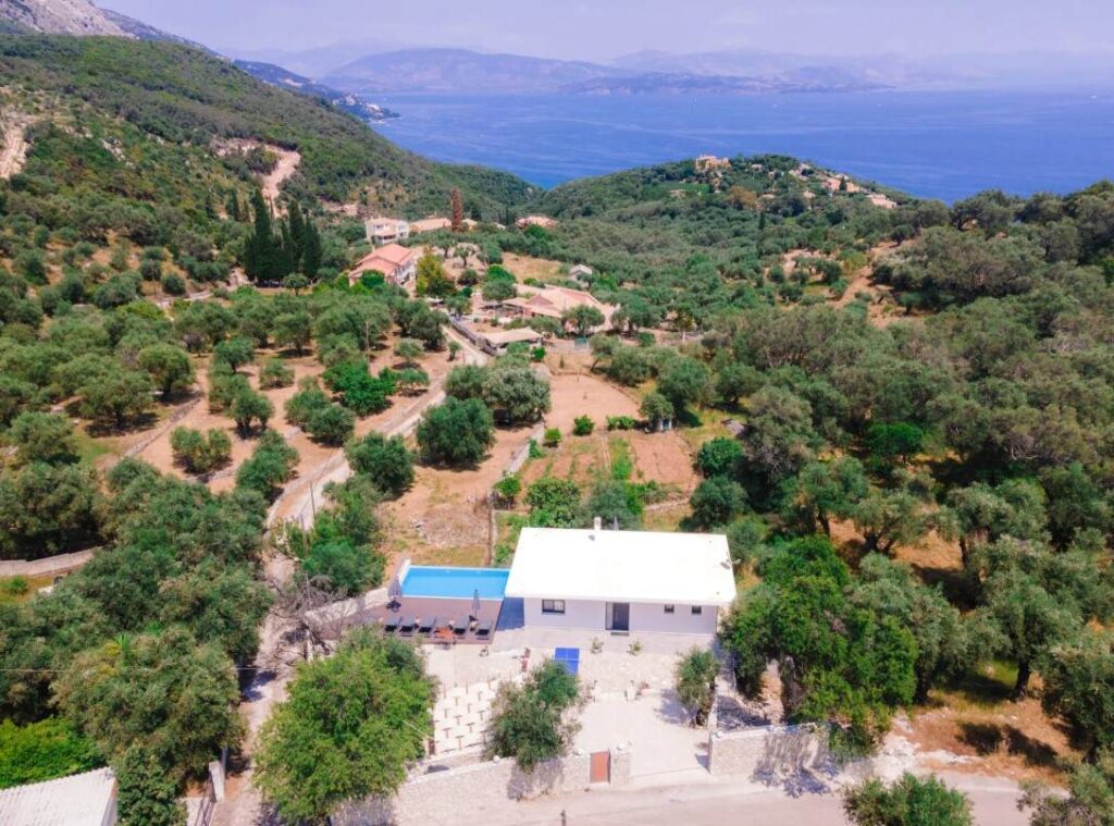 Exclusive Brand New 5 Bedroom Villa Beside Barbati (1)